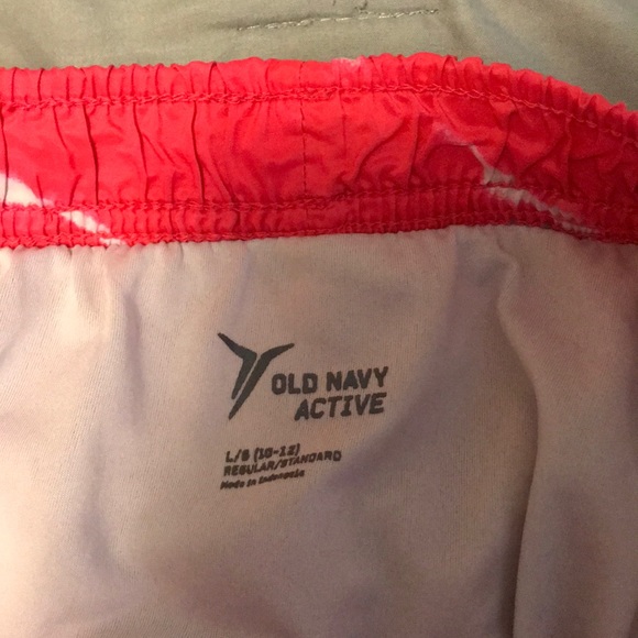 Don’t fit me anymore - Picture 2 of 2